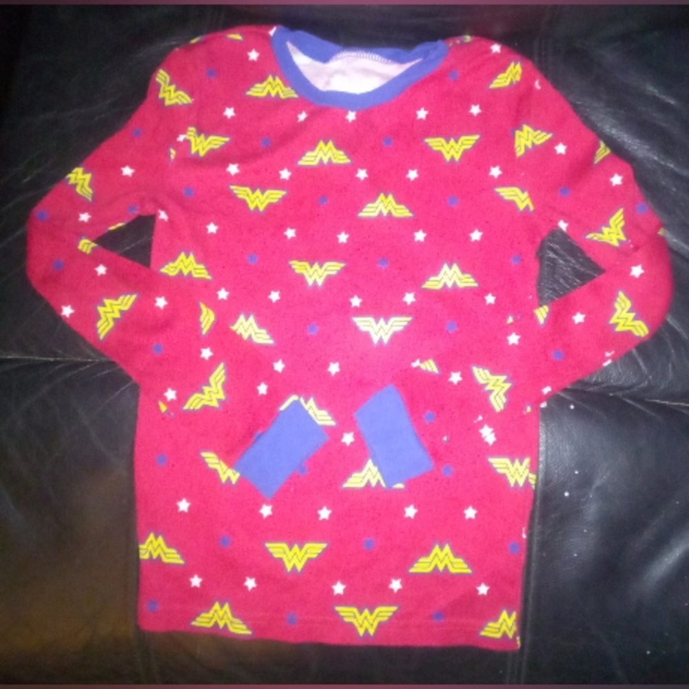 "Wonder Woman" Snug Fitting Long Sleeve Printed Shirt